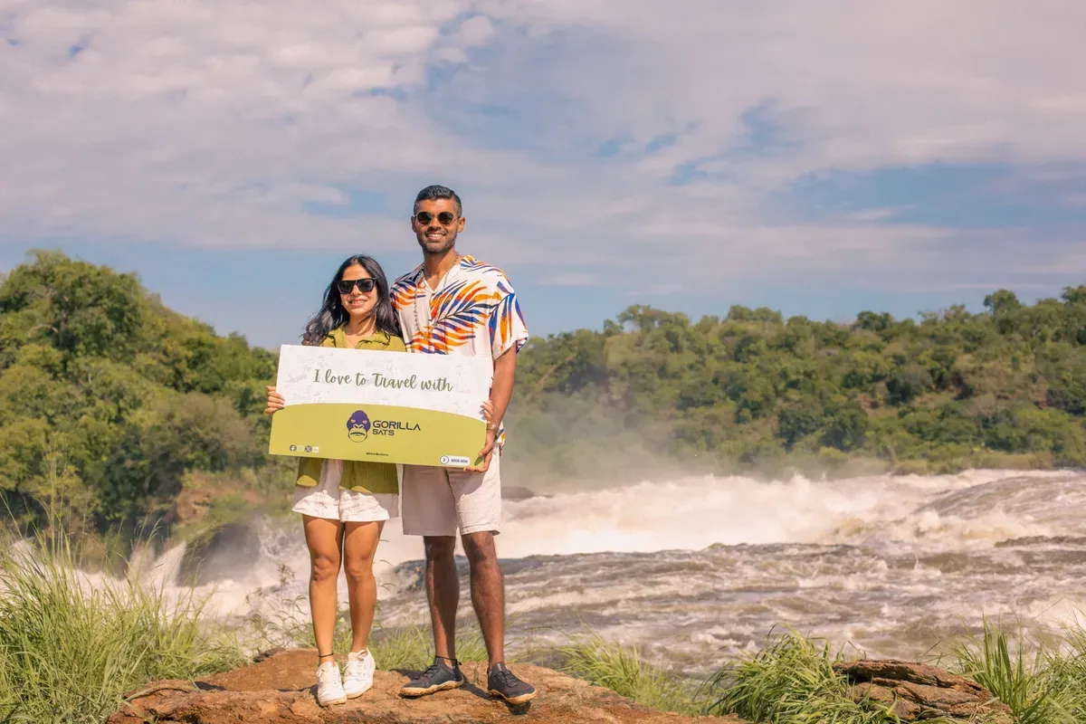 I Love to Travel with Gorilla Sats